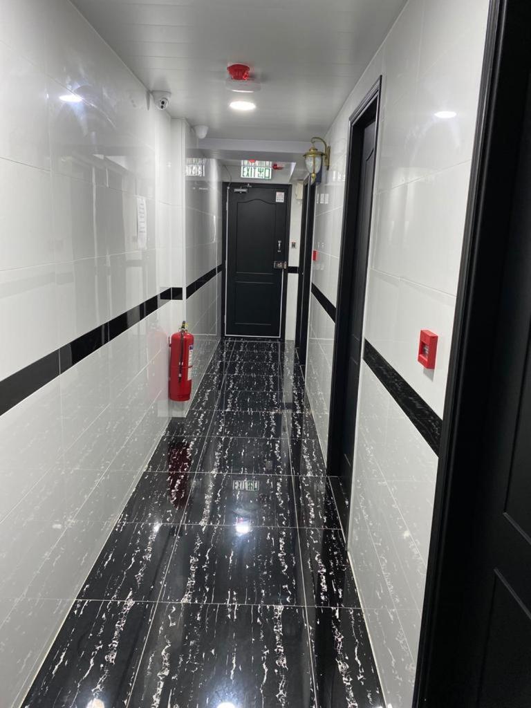 Day And Night Hostel Block D 10Th Floor Hong Kong Ngoại thất bức ảnh